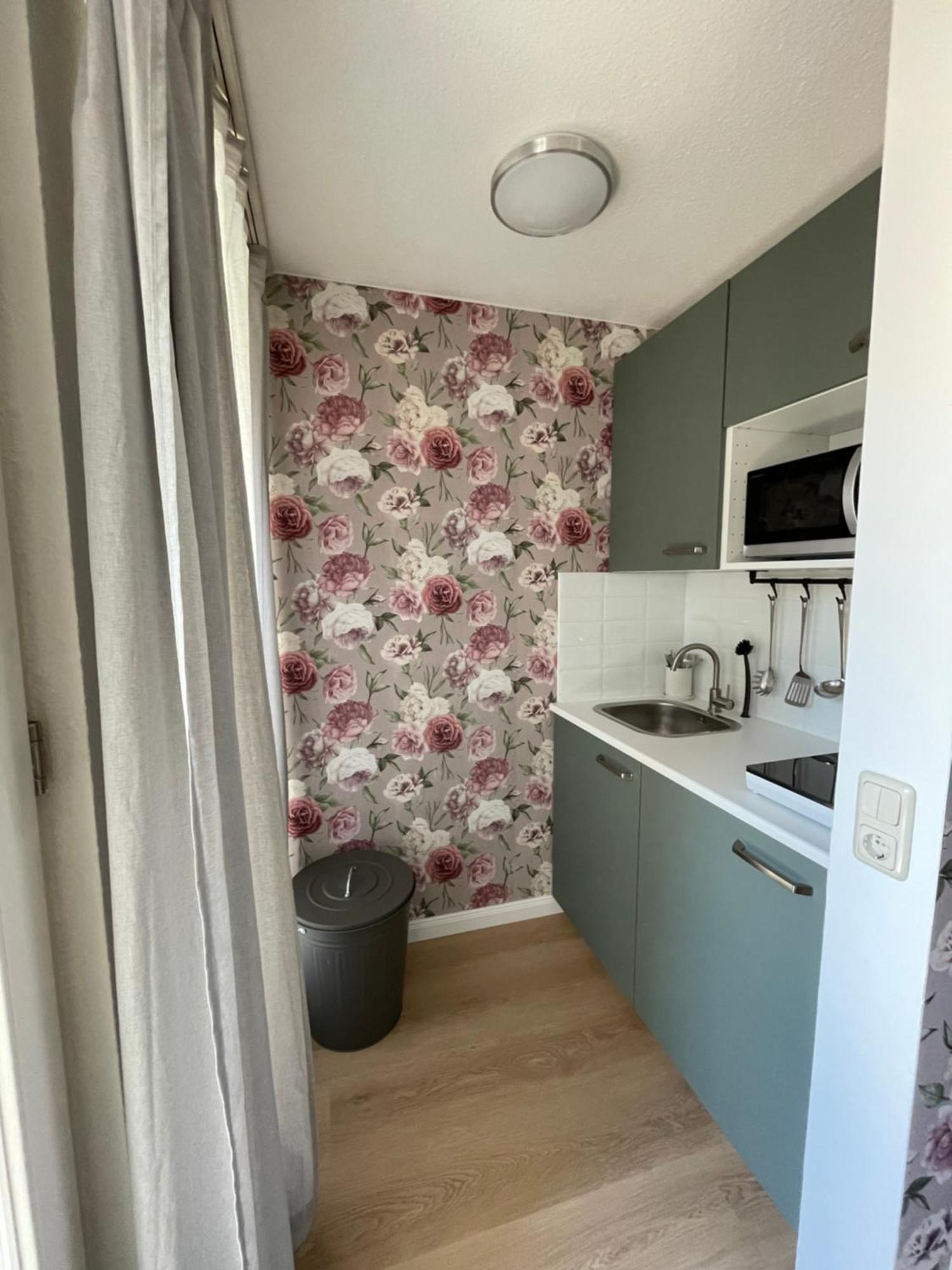 Das Haus Zur Rothen Thuer 2 Арнщат Екстериор снимка